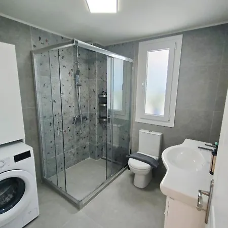 The Old Stables Vatos